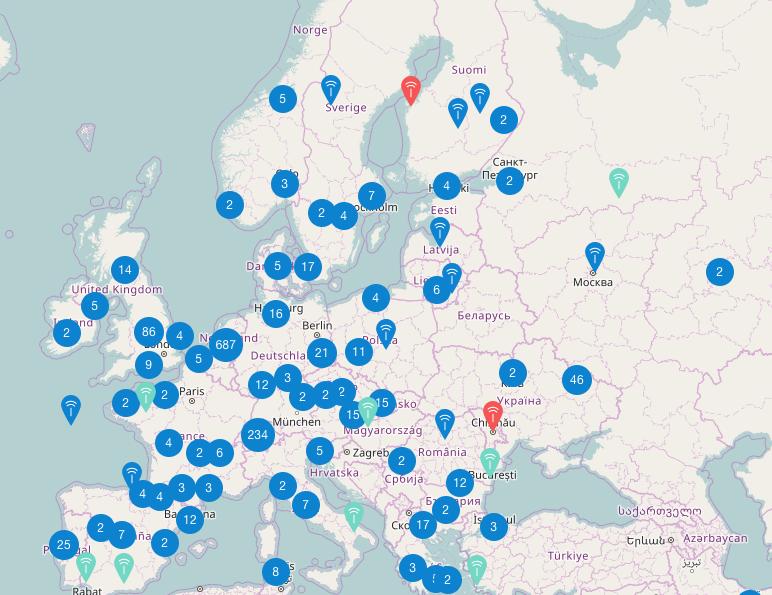 on käyttäjille ilmaista. [24.] Kuvassa 7 näkyy kartalla The Things Network -verkkoon yhdistettyjä yhdyskäytäviä Euroopan alueella. Kuva 7. LoRaWAN-yhdyskäytäviä The Things Network -verkossa [24].