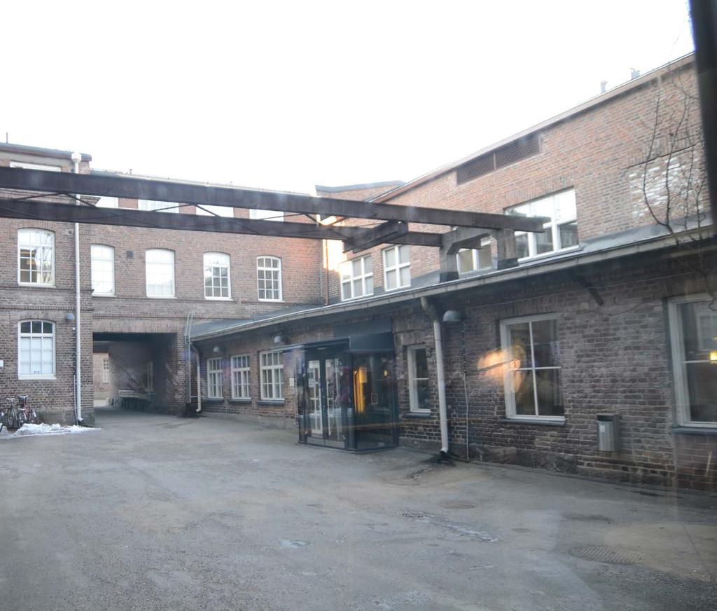 Alkuperäinen rakennus Maskin Hus vuodelta 1874 Myöhempi laajennusosa vuodelta 1920 Nykytila Alkuperäinen rakennus Maskin Hus vuodelta 1874 muutetaan asunnoiksi Valkoisella korostettu rakennuksen