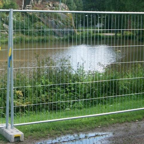 erikoistekijät, esimerkiksi vesistö tai vaikea maasto kulkuyhteydet metsä-