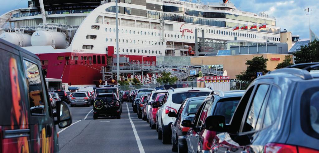 Matkustajamäärät vakiintuneella tasolla Turun satama on Suomen ja Ruotsin välisen matkustajaliikenteen johtava satama Suomessa.