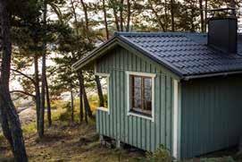 Karjanhoito rajoittuu tätä nykyä laiduntaviin lampaisiin. Myös metsäkauriit ja muutama yksittäinen hirvi ovat löytäneet tiensä Stenskäriin, Högskäriin ja läheiselle Birsskärin saarelle.