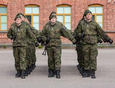 2.9 Tahtimarssi Tahtimarssi aloitetaan komennolla TAHDISSA MARS. Suoritus alkaa lähtöaskeleella.