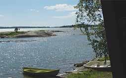 HIY:N LOMAKYLÄT 2017 Yhdistyksellä on kaksi lomakylää jäsenistön ja heidän ystäviensä kesän-viettopaikkana. Toinen sijaitsee Helsingissä, Laajasalossa ja toinen Lopella, Pilpalan kylässä.