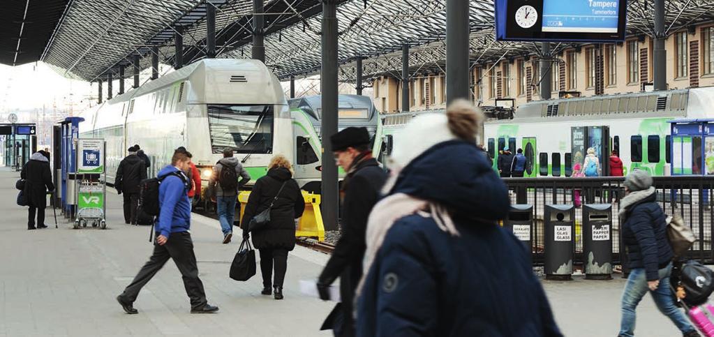 Yrittäjän kokonaisverotusta kevennetään ensisijaisesti ansiotuloverotuksen kautta. Arvonlisäveron verohuojennuksen ylärajaa nostetaan yrittäjyyden ja itsensä työllistämisen tukemiseksi.