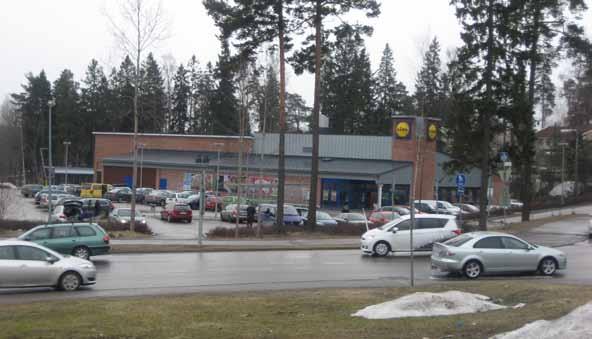 4. Päivittäistavarakauppojen myynti v. 1993-2010 4.1 Päivittäistavarakaupan myynnin kehitys Espoossa v. 1993-2010. Päivittäistavarakaupan myyntiin on laskettu vain päivittäistavaroiden myynti.