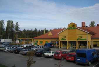 My-m2 35000 Päivittäistavarakaupan pinta-ala (my-m2) myymälätyypin mukaan 30000 25000 20000 15000 10000 Hypermarket Tavaratalo Supermarket, iso Supermarket, pieni Valintamyymälä, iso Valintamyymälä,
