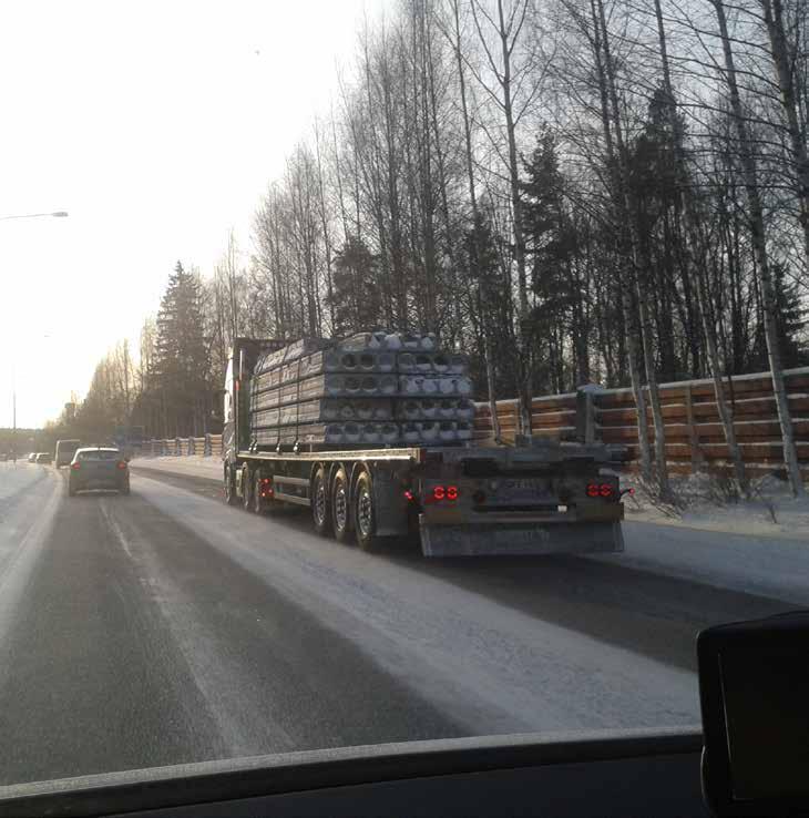 4. KULJETUS KULJETUSTEN AJOITUS SOVITAAN tilausvahvistuksen liitteenä olevan TOIMINTAOHJEEN aikataulujen mukaisesti.