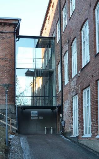 Uusien toimijoiden rakennustoimintaa edustaa lähinnä kutomon korotus 1964 ja kenkätehtaan eteläpuolen pieni laajennus, lastaussilta ja katos.