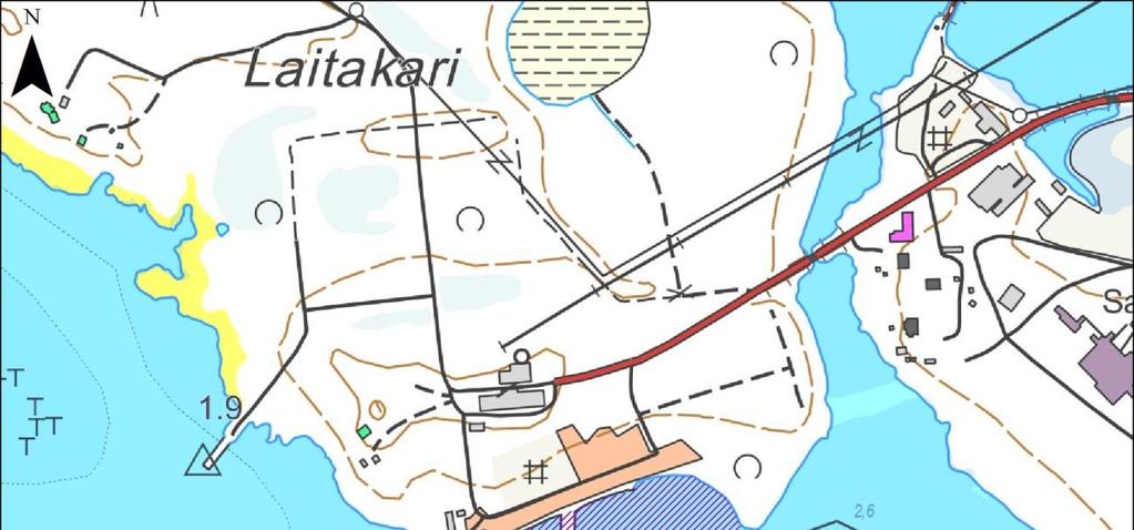 8 Kuva 5-2 Talvisäilytysalue Laitakarin satamassa. Perkaus Tuotetusta kalamäärästä perataan noin 1 000 000 kg kesä-huhtikuun välisenä aikana. Perkeitä muodostuu noin 15 % eli noin 150 000 kg vuodessa.