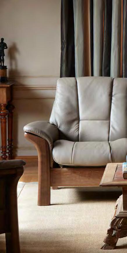 38/39 Kutsuva ja hienostunut Stressless Windsor on