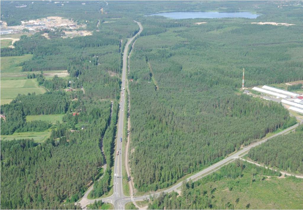 Vasemmalla Käyrälampi ja Tykkimäen alue. Kuva 37.