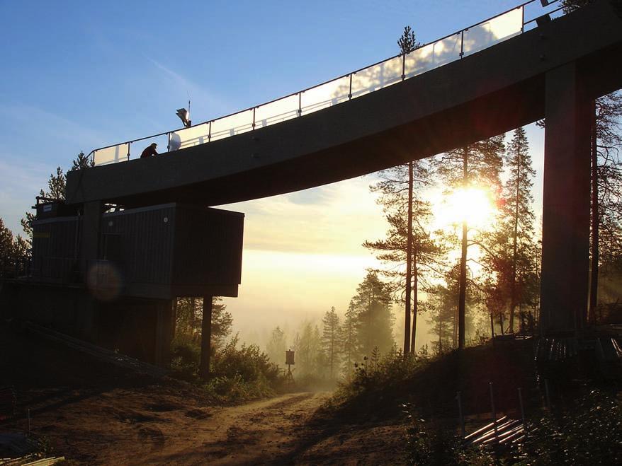 Oma asema korttelin päässä Skanskan ensimmäisen asuintalon rakentaminen Vantaan uudella Leinelän asuinalueella on hyvässä vauhdissa. As.