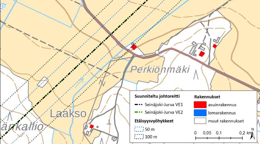 74 (80) Kuva 7-40. Asuin- ja lomarakennukset 50 metrin ja 100 metrin etäisyydellä voimajohdosta.