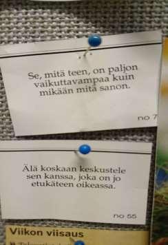 13 Kirjaston käyttäjän velvollisuudet Yleisen kirjaston käyttäjän on käyttäydyttävä kirjastossa asiallisesti.