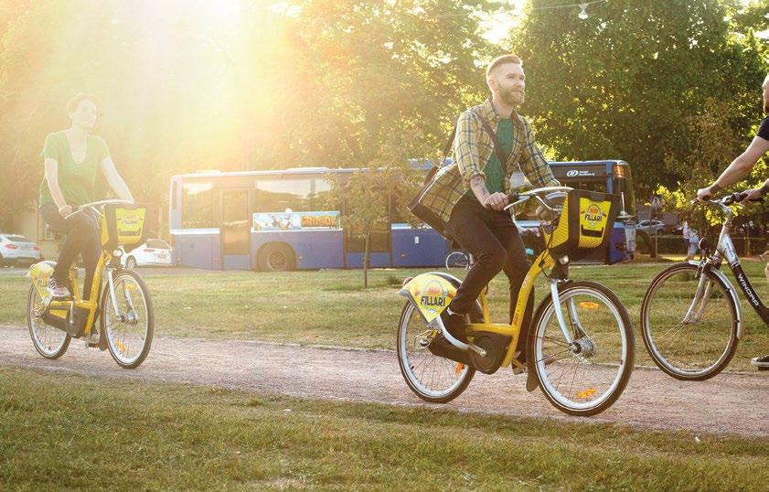 HSL / LAURI ERIKSSON Kaupunkipyörällä pääsee entistä pidemmälle Helsingin kaupunkipyörä palvelu laajeni kaudeksi 2017 kolmin kertaiseksi aloituskauteen 2016 verrattuna.