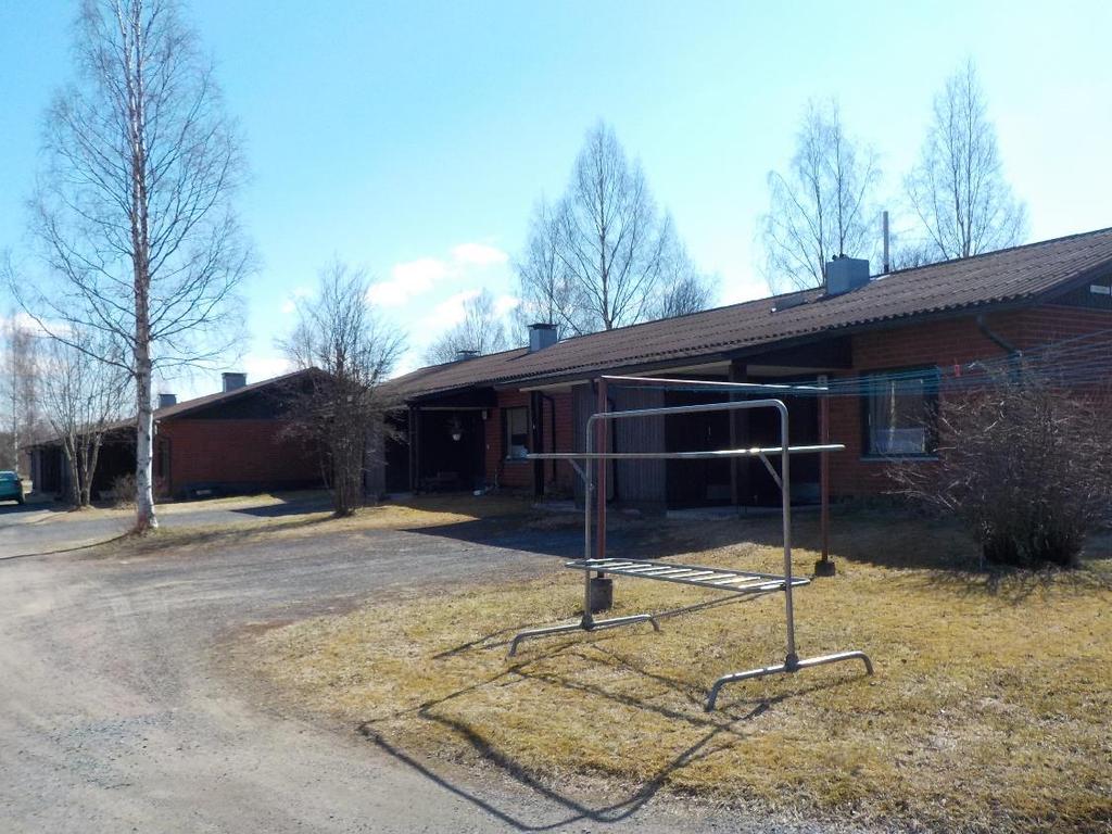 RAUHALANTIE 4, KIHNIÖ KOIVIKON RIVITALO D TEHTÄVÄ Satu Alajärvi (tekninen johtaja, Kihniön kunta) tilasi asbestikartoituksen osoitteessa Rauhalantie 4, Kihniö sijaitsevaan rivitaloon.