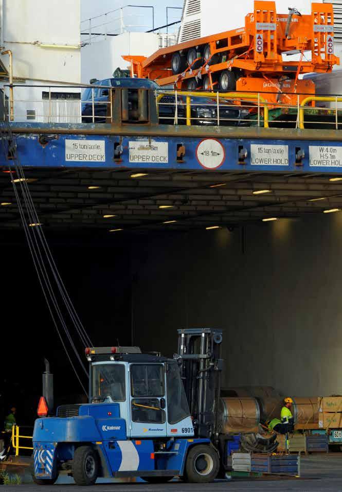 LINJA- LIIKENNE SATAMAT MEKLARI TURUSSA Turku Ahvenanmaa Tukholma Ahvenanmaa Turku Tallink Silja Oy Viking Line Abp Turku - Travemünde - Turku Finnsteve