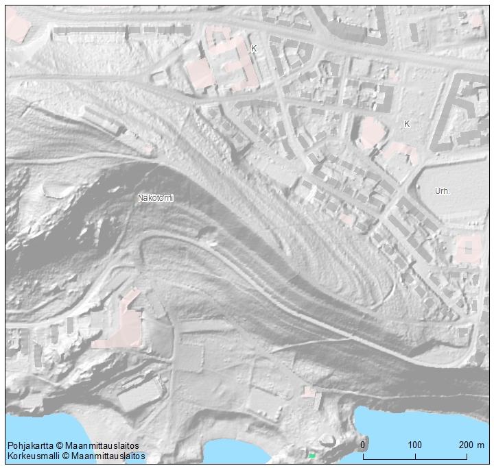 CityGeoModel kaupunkien geomallit 13 Kuva 7. Pyynikin harjun rantatörmät ja vallit näkyvät selvästi harjun rinteisiin syntyneinä vaakatasoisina uurteina.