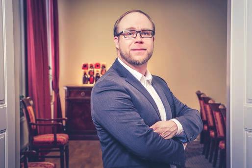 Aiempi kokemukseni investointipankki- ja omaisuudenhoitotehtävistä antaa tähän hyvän taustan.