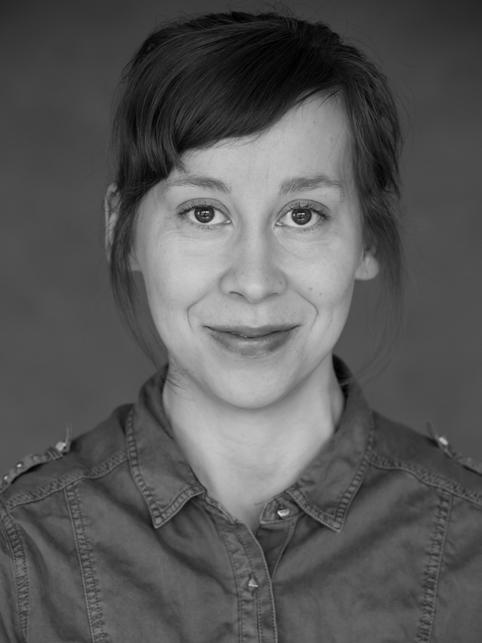 Johanna Kultala SYNTYMÄVUOSI: 1984 YHTEYSTIEDOT: jokultala@gmail.com / +358 400 433 335 Johanna Kultala on nukketeatteritaiteilija, jonka osaamisalueita ovat myös naamionäytteleminen ja varjoteatteri.