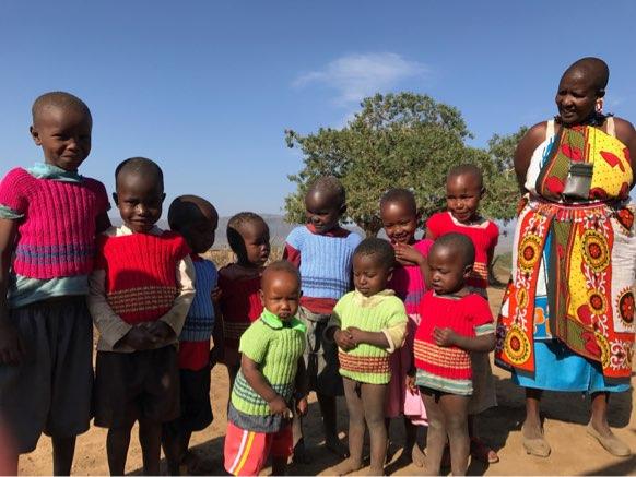 James otti heidät mukaansa viime viikonloppuna vieraillessaan Maasai-alueella, josta eräs mies on käynyt meidän kappelissamme jo usean viikon ajan.