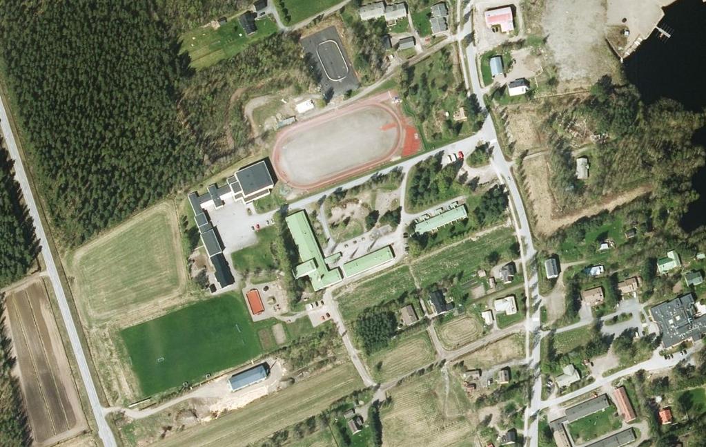 2 (12) Kuva 2 Näkymä Nopolan kaavamuutosalueelle (Kartta: Maanmittauslaitos) 3 TAVOITTEET Kyyjärven kunnanvaltuusto on päättänyt 2.5.
