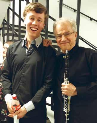 16.2. Jälki-istuntovieraaksemme saimme nuoren virtuoosin Jonathan Roozemanin, joka konsertissa soitti vähemmän tunnetun Henri Vieuxtempsin ensimmäisen sellokonserton.