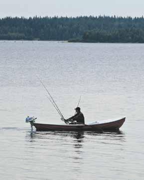 Kesällä aurinko ei laske ja talvella se ei taas nouse. Aika muuttaa täällä muotoaan se hidastuu. Kemi onkin keidas kiireen keskellä. Oikea nautiskelijan taivas leppoisine tuulineen.