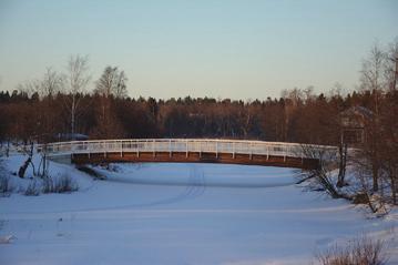 Kuntosalin laitteet ovat osin hyvin vanhoja ja kuluneita. Tämän lisäksi kuntosalin käyttöaste on lisääntynyt kovasti viimeisten vuosien aikana.