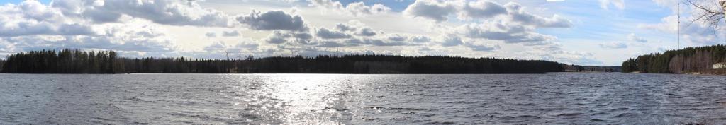 52 (83) Lähin tiheämpi asutuskeskittymä on Petäjäveden keskustaajama, joka sijoittuu lähimmillään noin 3,6 kilometrin päähän lähimmästä tuulivoimalasta.
