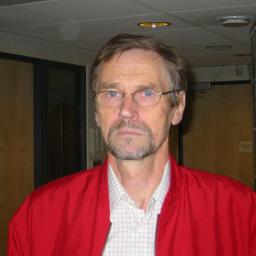 Klaus Järvelän kokemuksia työmarkkinoilta Klaus Järvelä, liiton entisiä puheenjohtajia, kävi kylässä IAU:n nykyisissä tiloissa.
