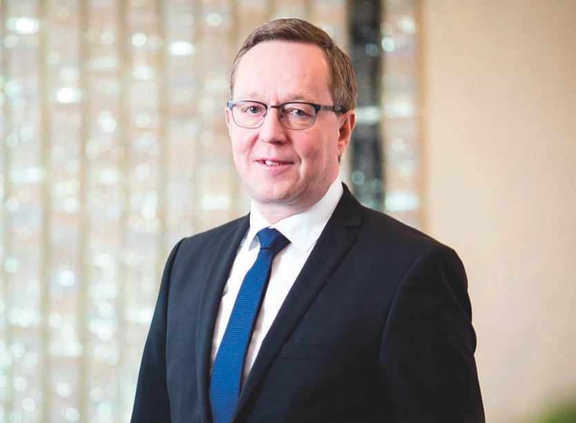 MINISTERIN TERVEHDYS Lisäksi sijoitusyhtiö Solidium Oy:lle annettiin uusi toimiohje, jossa määritellään muun muassa yhtiön hallituksen ja valtio-omistajan välinen yhteistyö, valtion tuotto-odotukset,