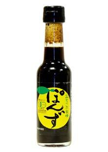 YUZU-MEHU PULLO 720 ML Tuotekoodi 63568 KÄSIN PURISTETTU YUZU-MEHU PULLO 1800 ML Tuotekoodi 65366 YUZU-