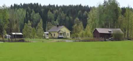 asuinrakennus talousrakennuksineen on yhä melko entisellään, mm. ikkunoiden malli kylläkin muutettu.