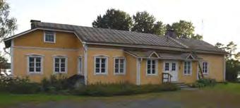 Vuonna 1935 rakennettiin uusi leveärunkoinen ja kookas navetta tiilestä,
