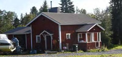 ikkunan pielilaudat vielä puuttuivat julkisivuverhoustyön takia.