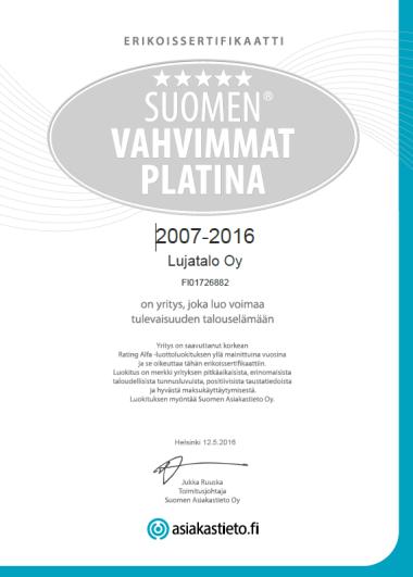 Lujatalolle luovutettiin Suomen Asiakastiedon platinatason Suomen Vahvimmat sertifikaatti.