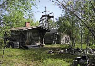 Majan viereen on rakennettu myöhemmin uudempi palovartijan maja 1970-luvun alussa. Museovirasto entisöi vanhan palovartijan majan vuonna 1990.