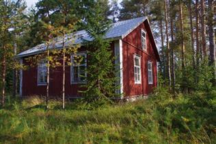 valmistunut hirsirunkoinen rukoushuone, joka toiminut kouluna 1900 luvun alussa. Edelleen käytössä oleva, perinteistä rakennusperinnettä edustava koruton kokoontumispaikka seurakuntalaisille.