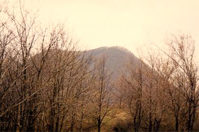 Kuva 72. Näin kesyltä yli 1000-metrinen Vigese näyttää Montovolon huipulta.