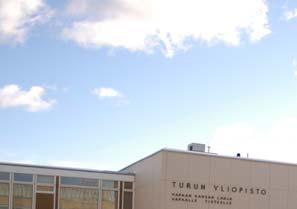 LOGON KÄYTTÖ KUVAN TAI TAUSTAVÄRIN PÄÄLLÄ Jos tunnus sijoitetaan rauhattoman valokuvan tai grafiikan päälle, sen alle on luotava vähintään logon suoja-alueen kokoinen