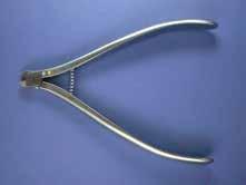 instrumentit, joilla leikataan implantteja (kuten leikkurit) Mahdolliset viat: vaurioitunut leikkuureuna,