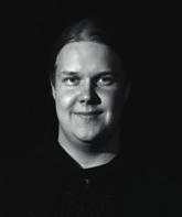 Moi! Olen Niklas, killan hallituksen puheenjohtaja, ja toimenkuvaani kuuluu mm.