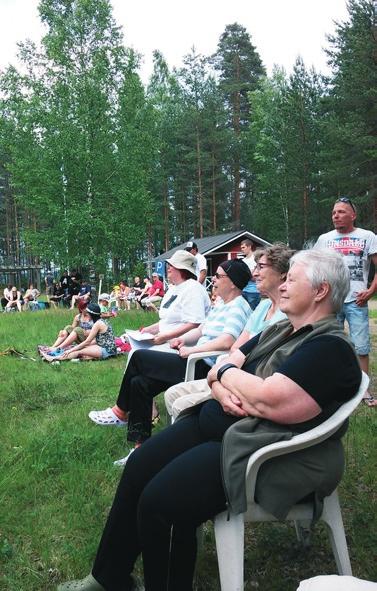 Kyläyhdistyksen kannattaisi harkita kuoron perustamista.