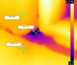 Lämpökuvaus Vaipan tiiveys Tiiveyden kannalta kriittisiä kohtia ovat ylimmän holvin saumat lattian ja sokkelin liitos