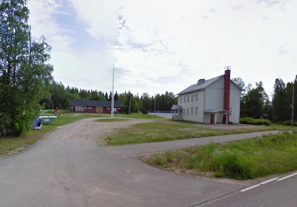 98. Kainuunkylän koulu on yksityisomistuksessa. Koulu on perustettu vuonna 1929. (kuva GoogleMaps, Johannalla parempi kuva) 99.