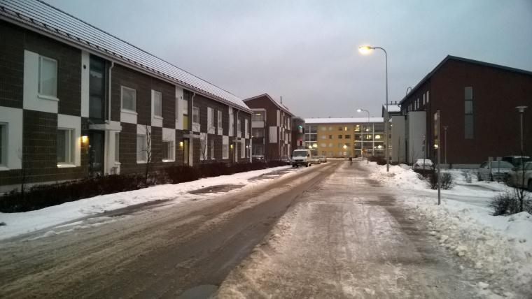 Muistio 14.2.2017 Kuva 7a. Sipulitie, jossa tienvarsipysäköinti koetaan ongelmalliseksi.
