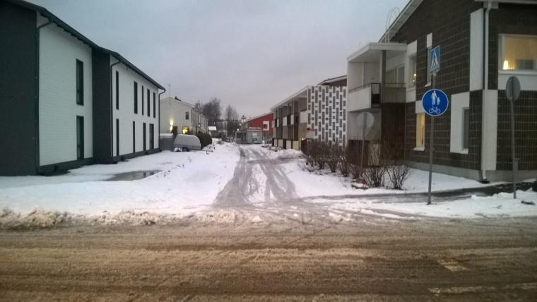 haluavat lähes rajoituksetonta pysäköintiä.