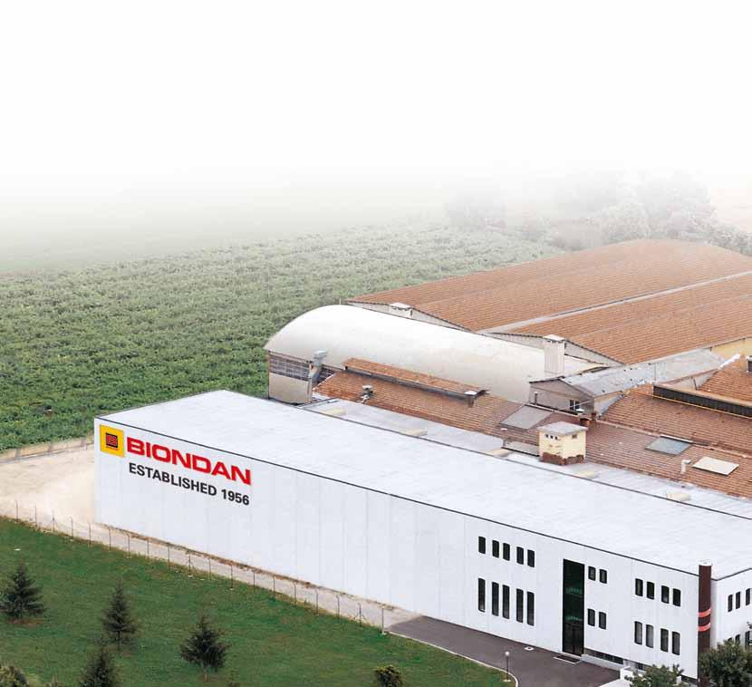 Company e Production YRITYS Pienestä autotallipajasta yli 56 000 m2:ä kattavaan tuotantotoimintaan. Tarina, joka alkoi yli 50 vuotta sitten.