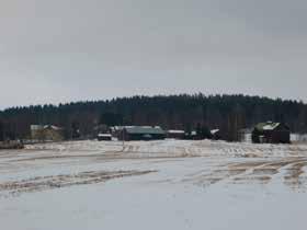 kylätontti - 2b) Historiallinen merkittävä tielinja - 3) Kiinteä muinaisjäännös - 5) Arvokas maisema-alue (2013) x 6) Perinteinen ja vaihteleva maisemakuva x Liljevikin 4a) Arvokas rakennettu
